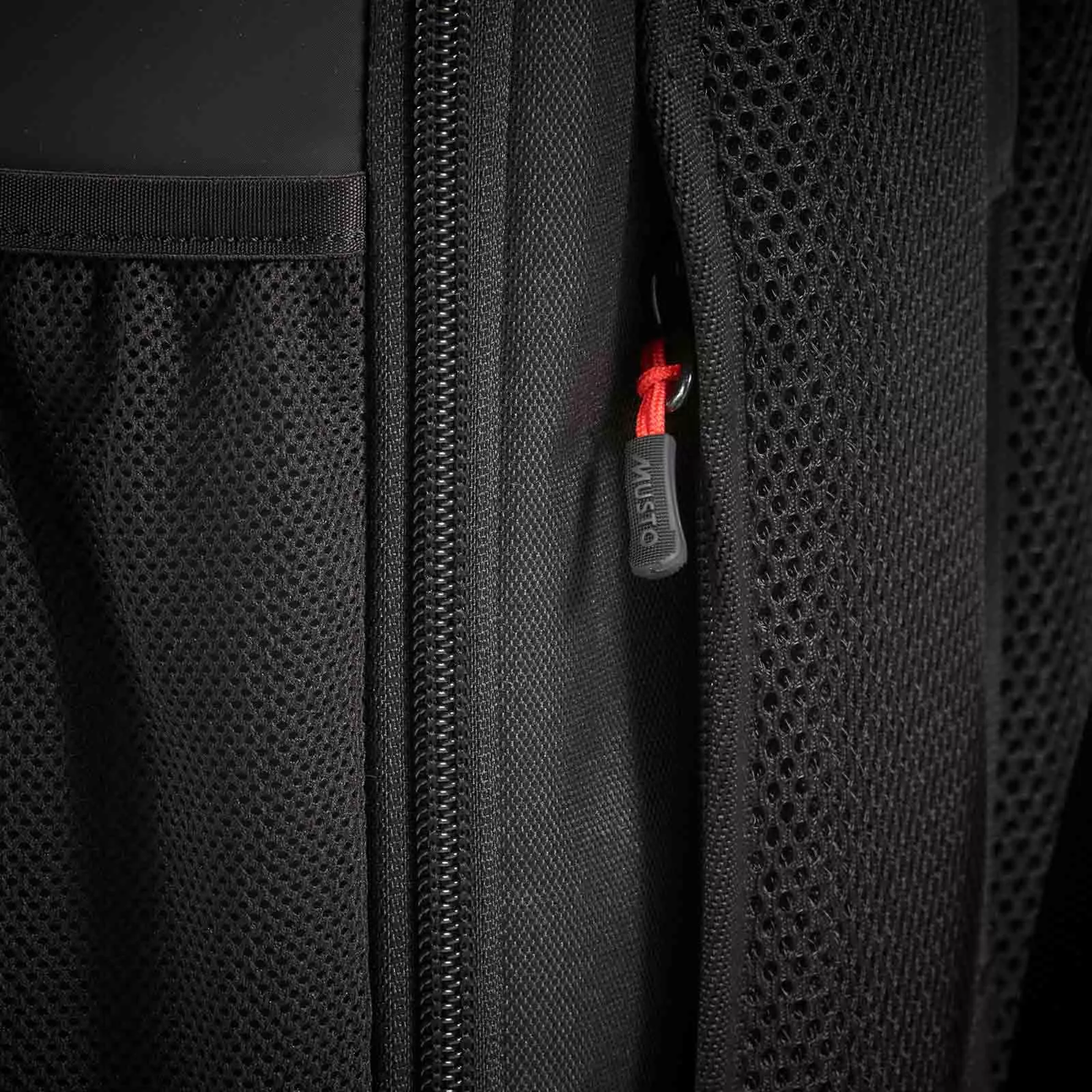 81259_990-4.jpg 20L Rucksack